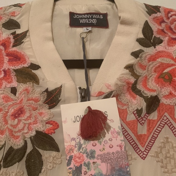 Johnny was Parnaz Bomber Jacket - Picture 16 of 17